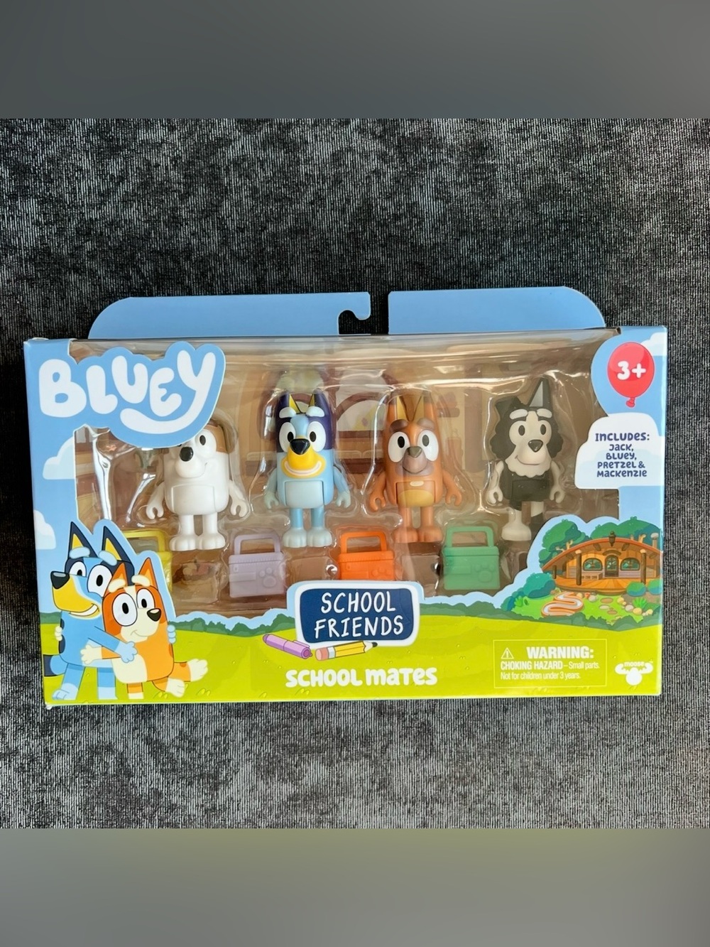 NIB Bluey School Mates Figurines Pack